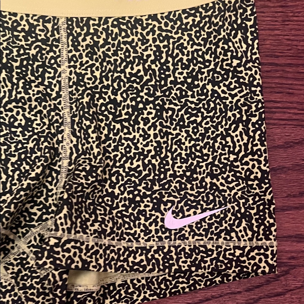 Nike Women's Athletic Shorts in Black and Gold Print - Picture 3 of 9